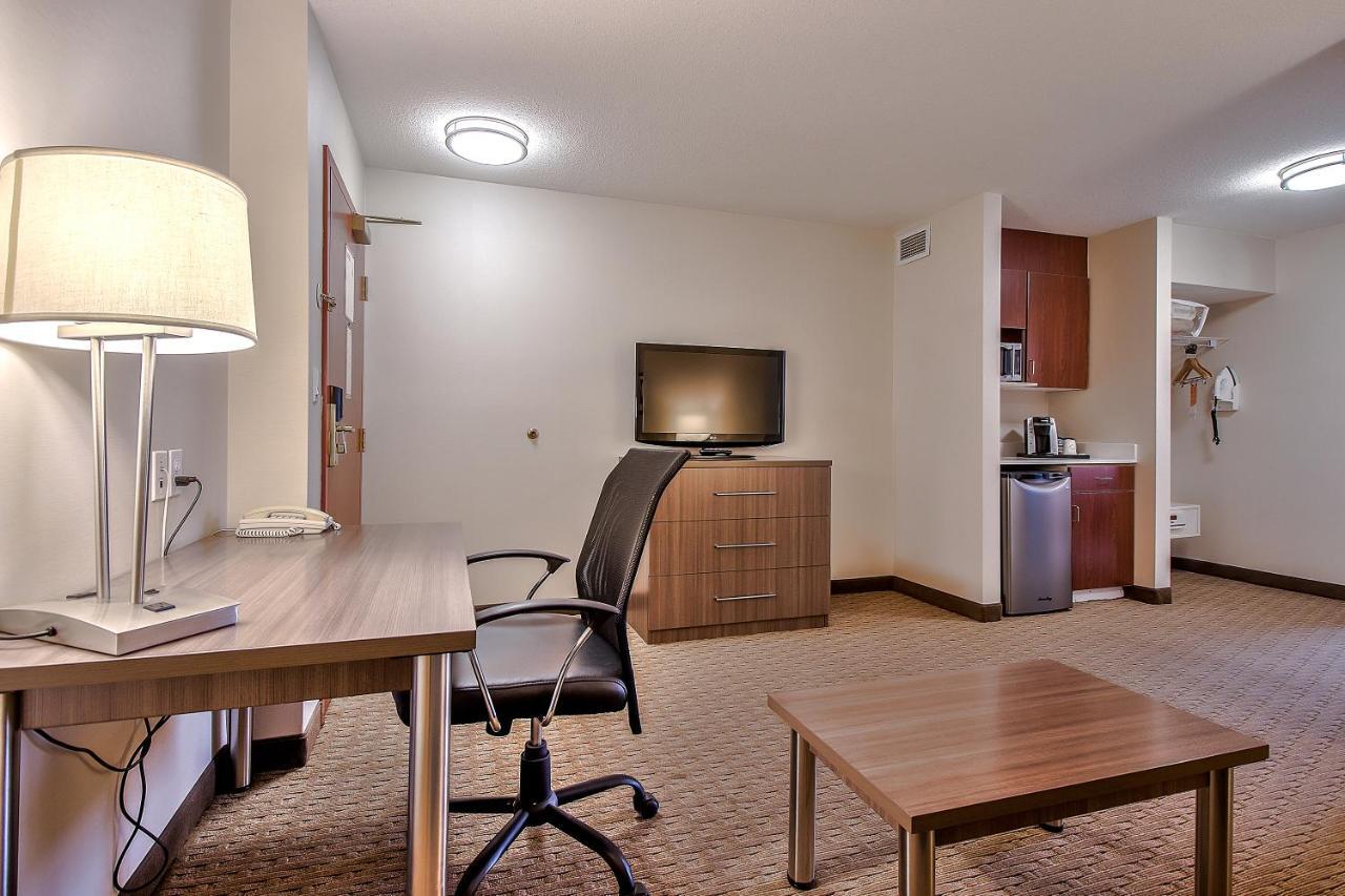 Comfort Inn & Suites South Calgary Ngoại thất bức ảnh