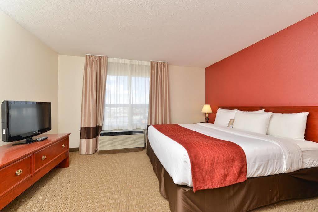 Comfort Inn & Suites South Calgary Ngoại thất bức ảnh