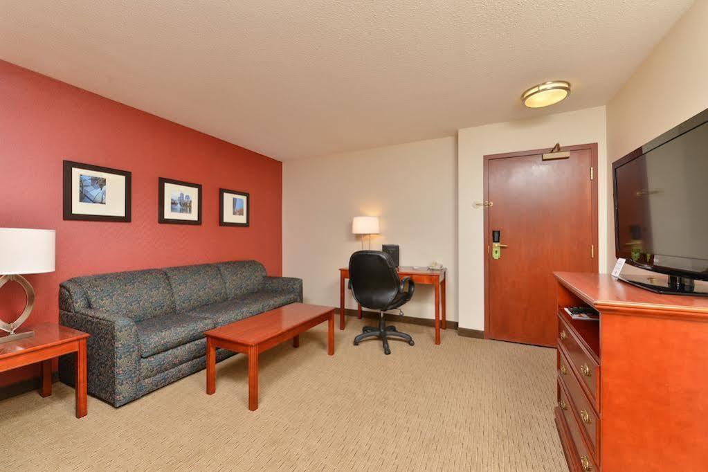 Comfort Inn & Suites South Calgary Ngoại thất bức ảnh