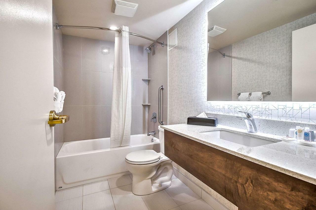 Comfort Inn & Suites South Calgary Ngoại thất bức ảnh